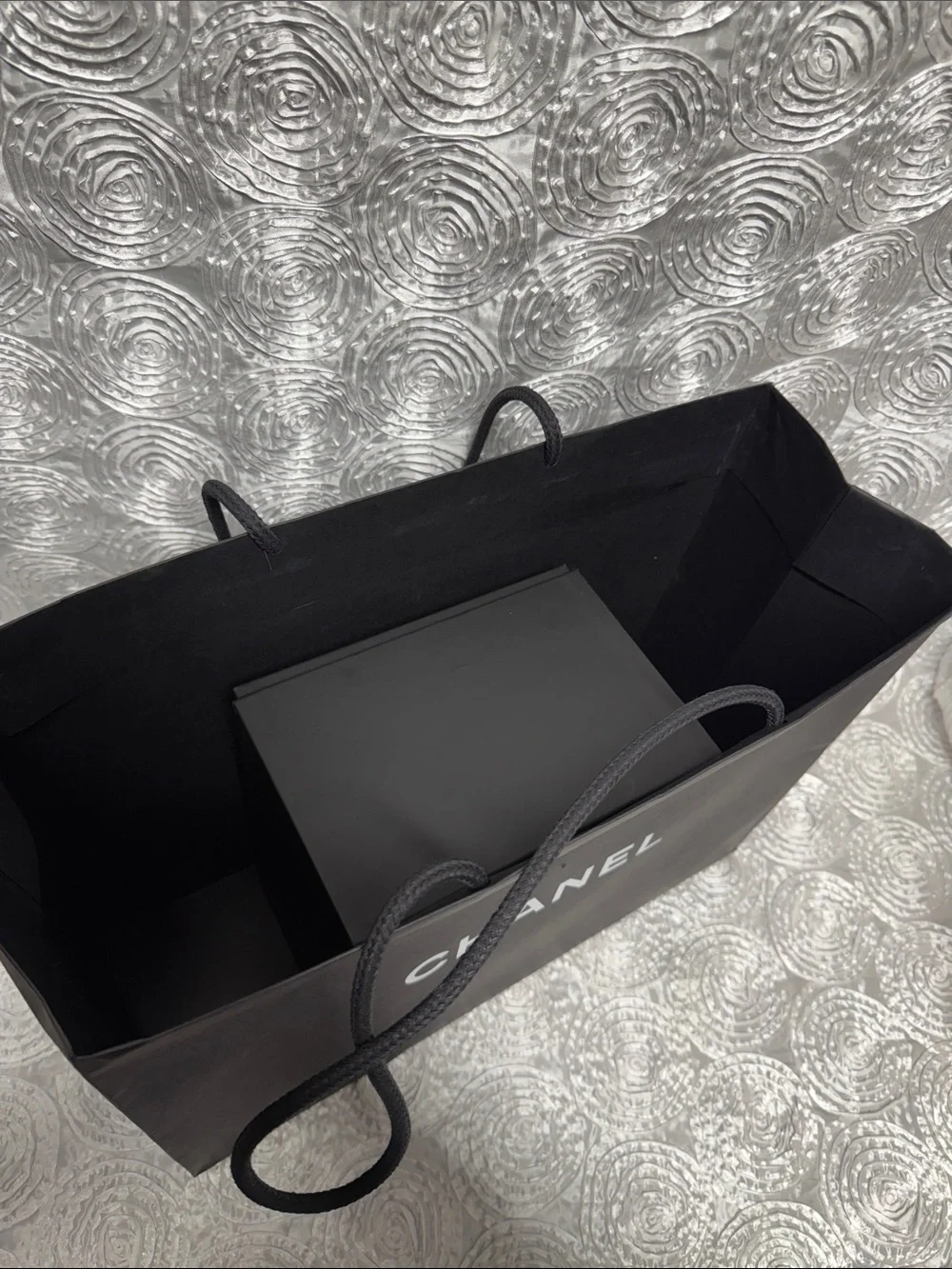 Chanel Box-Dust Bag (Authentic)